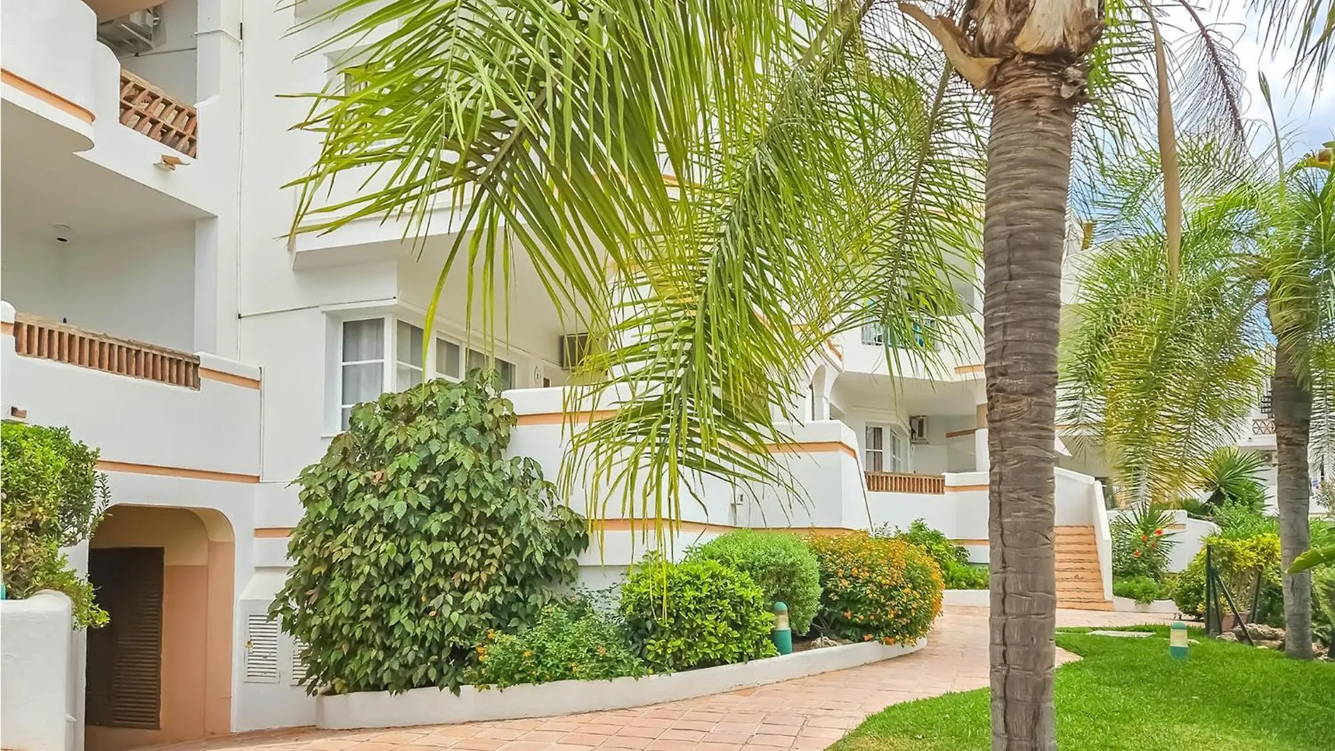 1 Bedroom Cozy Apartment In Mijas Golf Santa Fe de los Boliches 0*,  Espanha